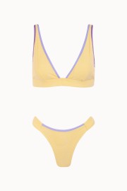 AMARELO