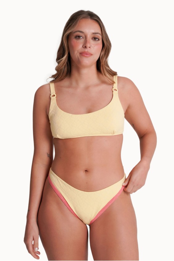 BIKINI BETTY V2