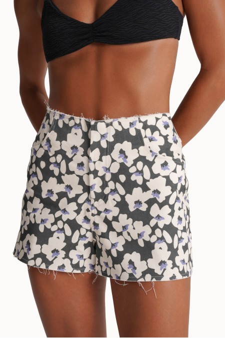 PISTACHIO SHORTS V1