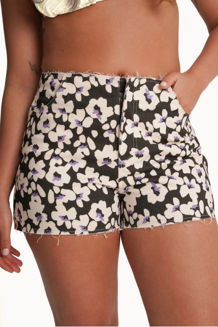 PISTACHIO SHORTS V1
