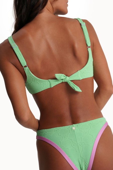BIKINI BETTY V1