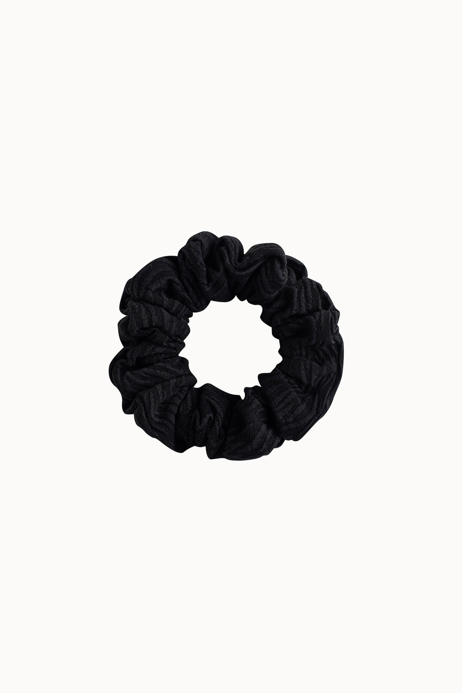 SCRUNCHIE V8
