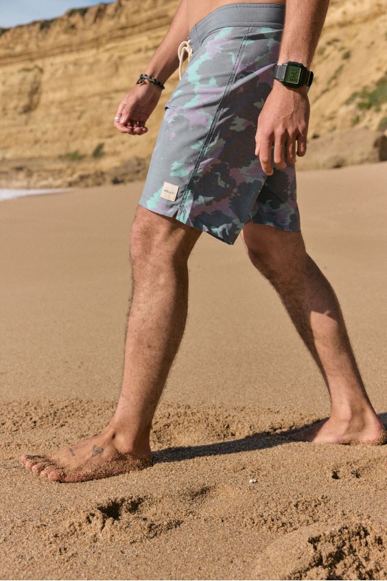 MENS BOARDSHORTS SWELL V14