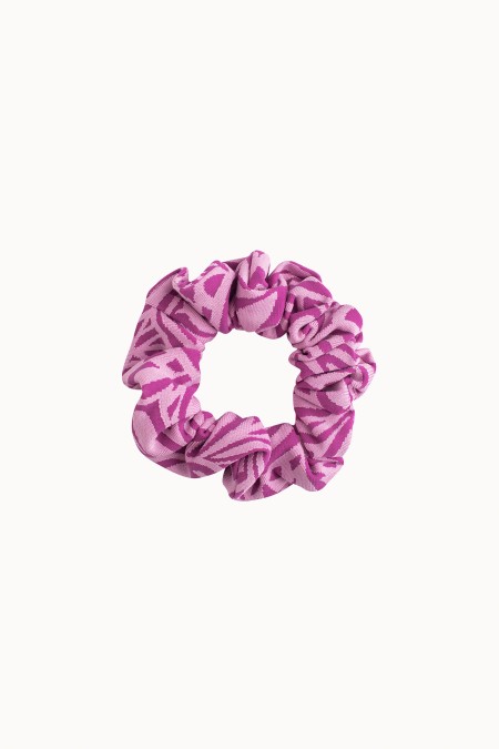 SCRUNCHIE V9