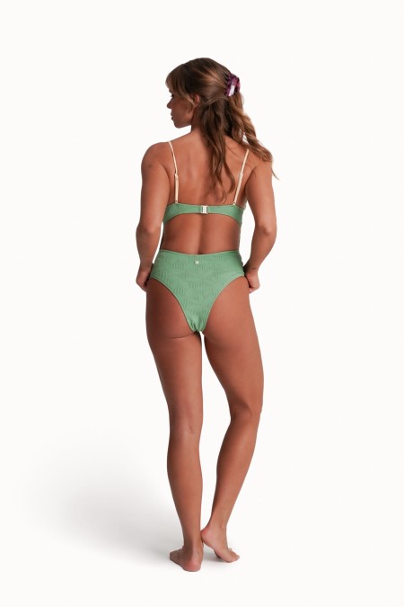 WHITNEY V2